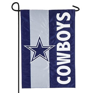 Dallas Cowboys --- Embroidered Logo Applique Flag
