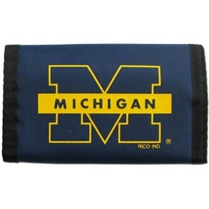 Michigan Wolverines --- Nylon Wallet
